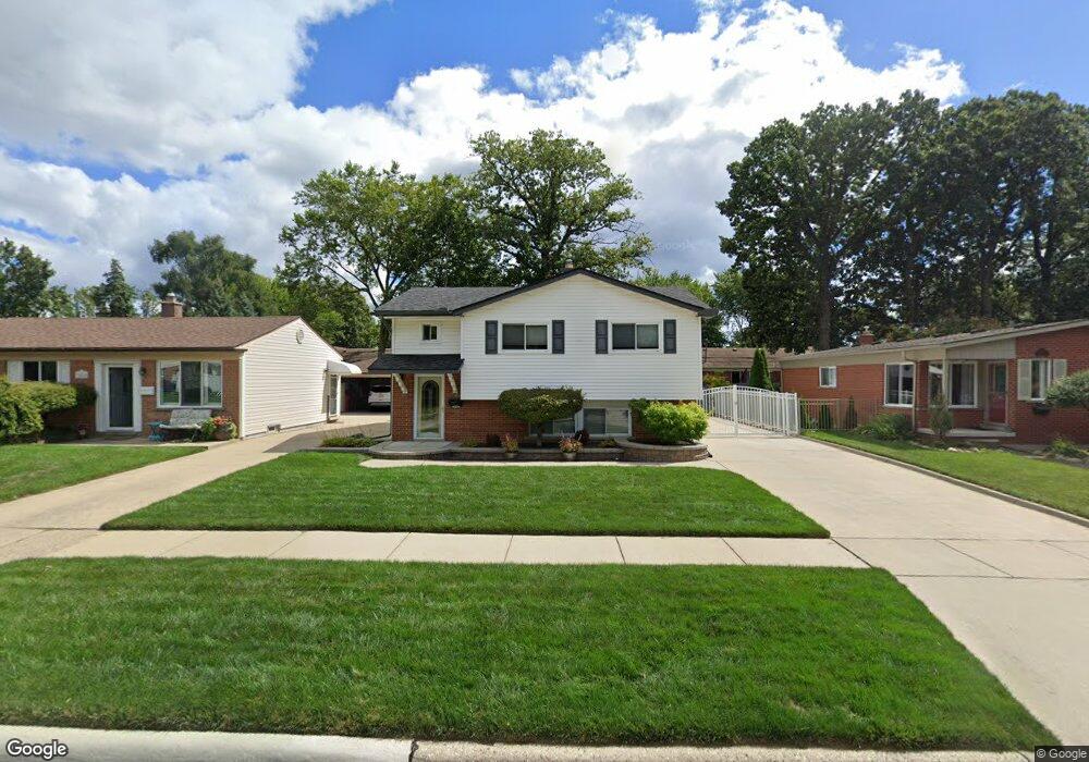 30808 J Carls St, Roseville, MI 48066 - photo 1