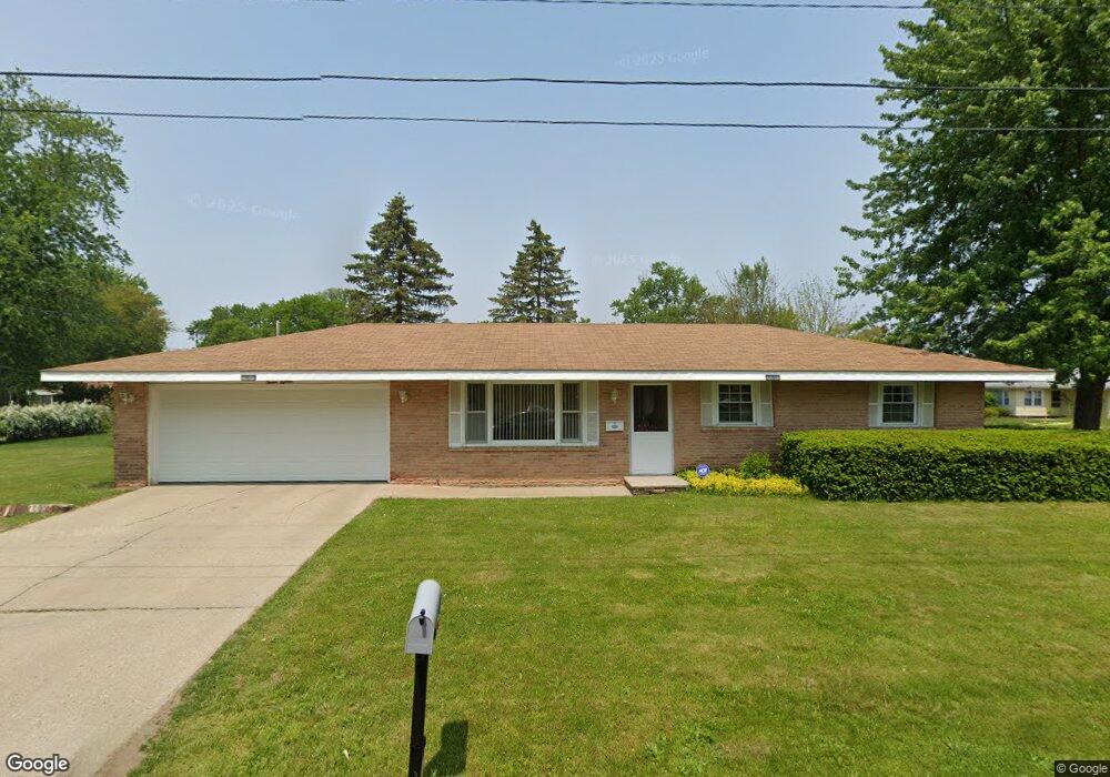 1218 Bismark Ave, Elkhart, IN 46517 - photo 1