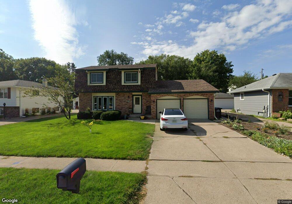 3300 Valdez Dr, Des Moines, IA 50310 - photo 1