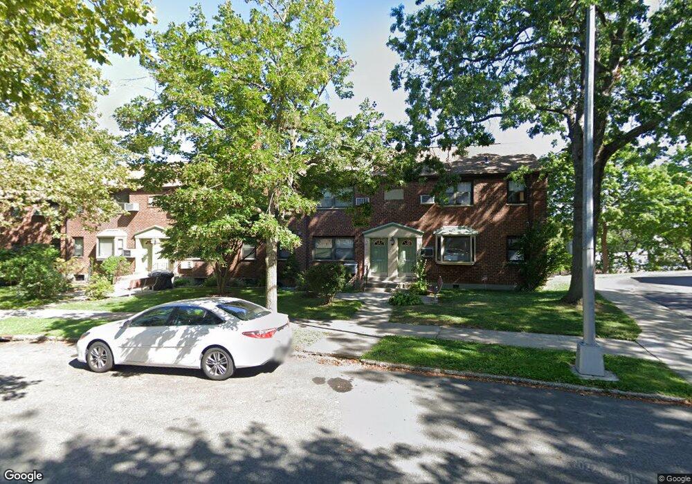 5781 246th Crescent unit Lower, Douglaston, NY 11362 - photo 1