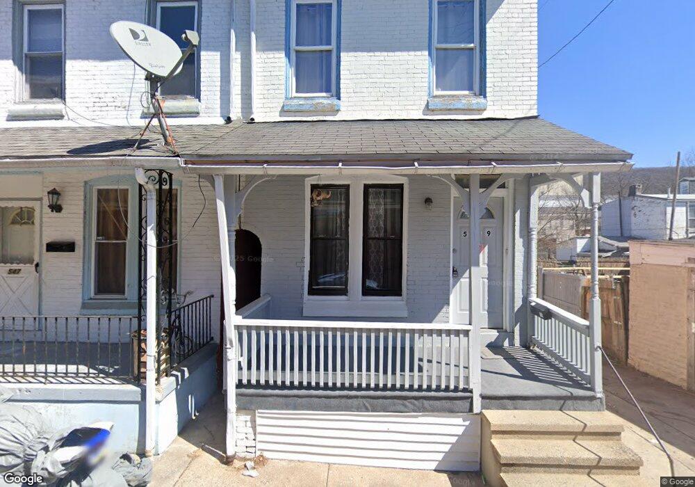 537 Strong Aly, Reading, PA 19602 - photo 1