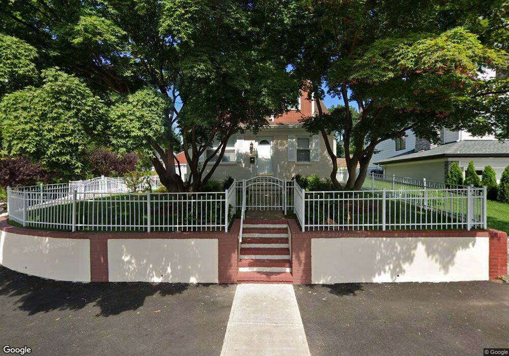 1 Crest Dr N, Cresskill, NJ 07626 - photo 1