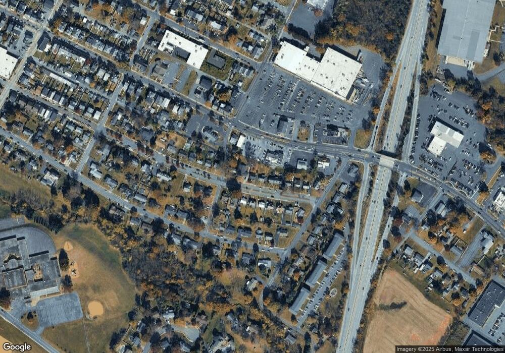 809 Rhoads Ave, Boyertown, PA 19512 - photo 1