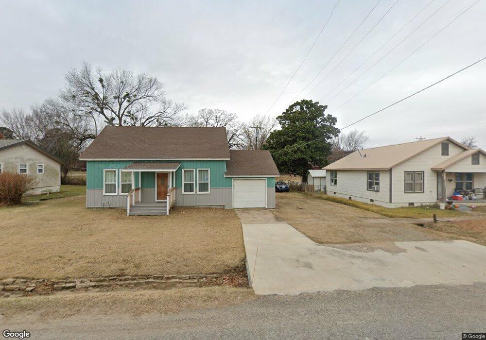 110 S 2nd St, Eufaula, OK 74432 - photo 1