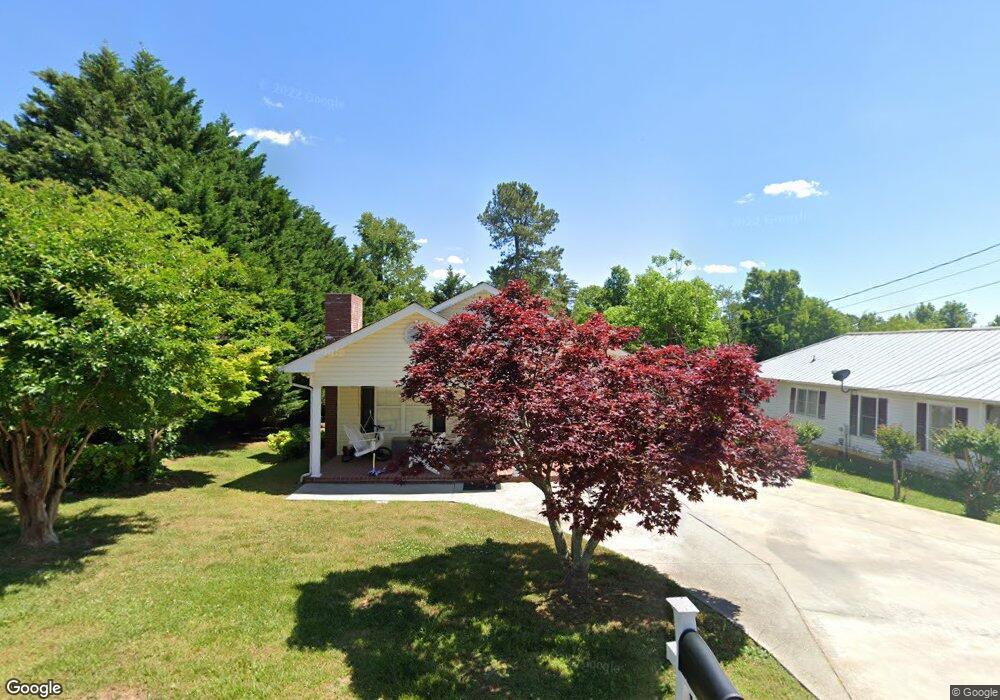 136 Beaver St, Cornelia, GA 30531 - photo 1