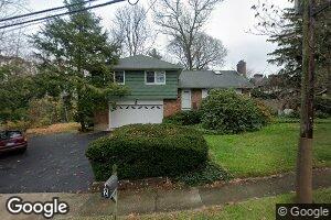 2 Carnegie Ave, Cold Spring Harbor, NY 11724