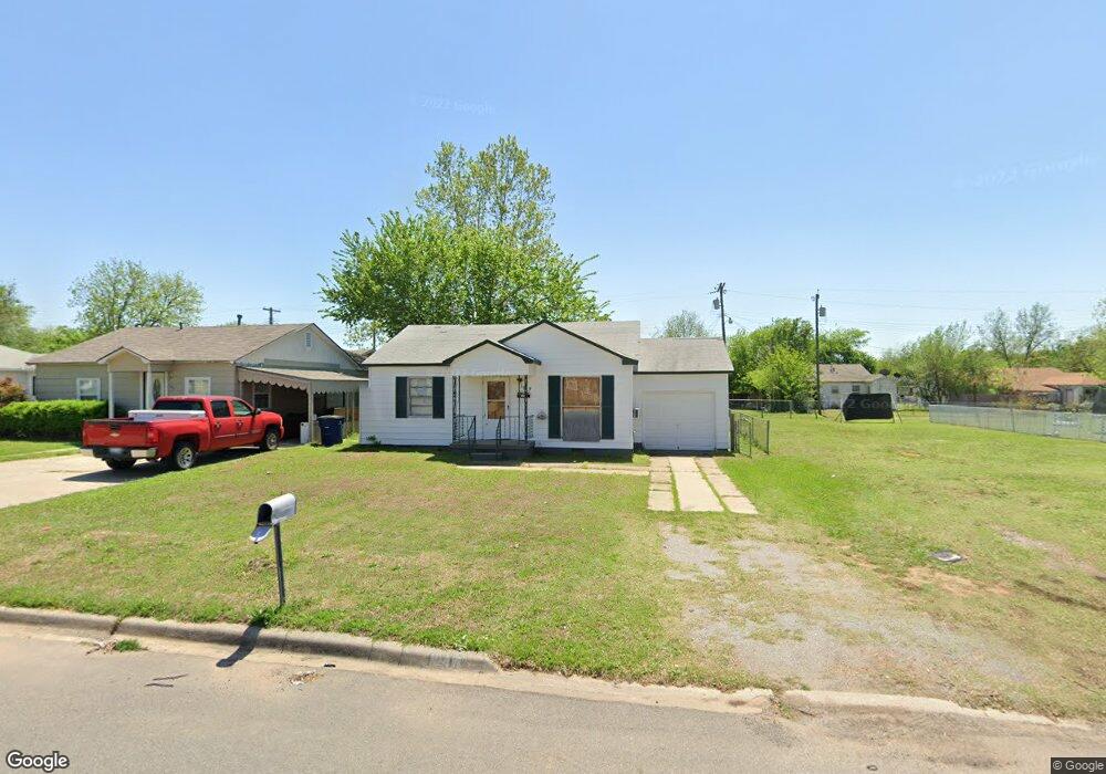104 W Spruce Ave, Duncan, OK 73533 - photo 1
