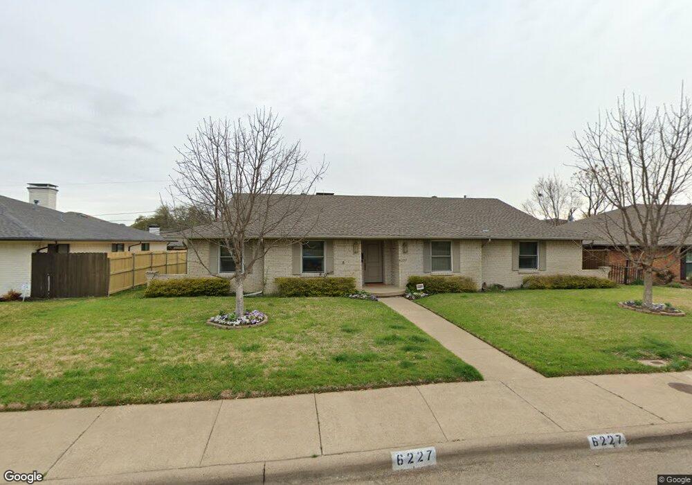 6227 Danbury Ln, Dallas, TX 75214 - photo 1