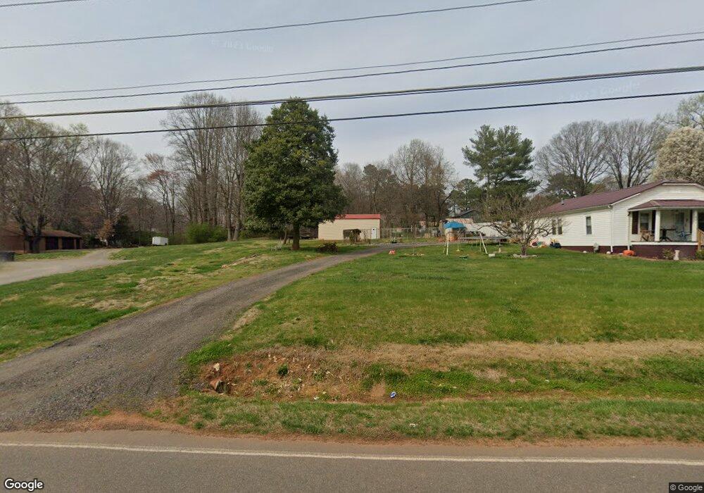 319 Millsaps Rd, Statesville, NC 28625 - photo 1