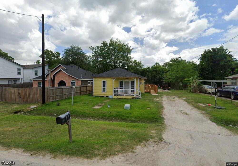 8212 Easter St, Houston, TX 77088 - photo 1