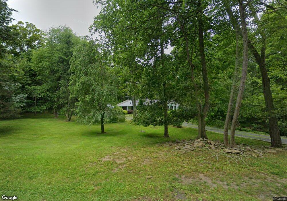 5 Apple Tree Ln, Pound Ridge, NY 10576 - photo 1