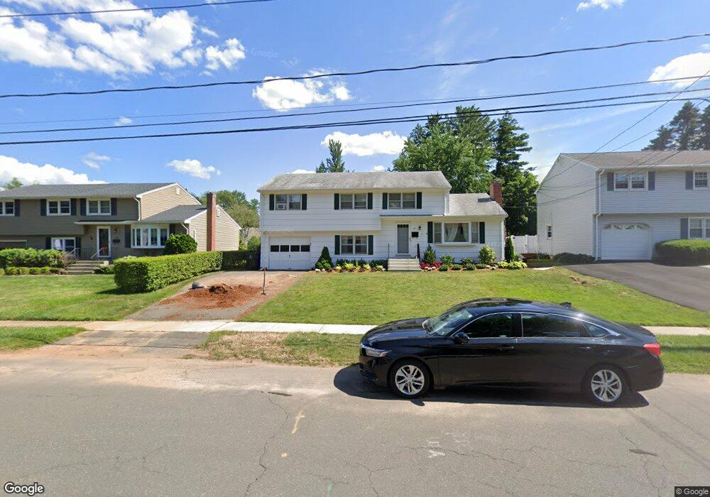 35 Mildred Rd, West Hartford, CT 06107 - photo 1