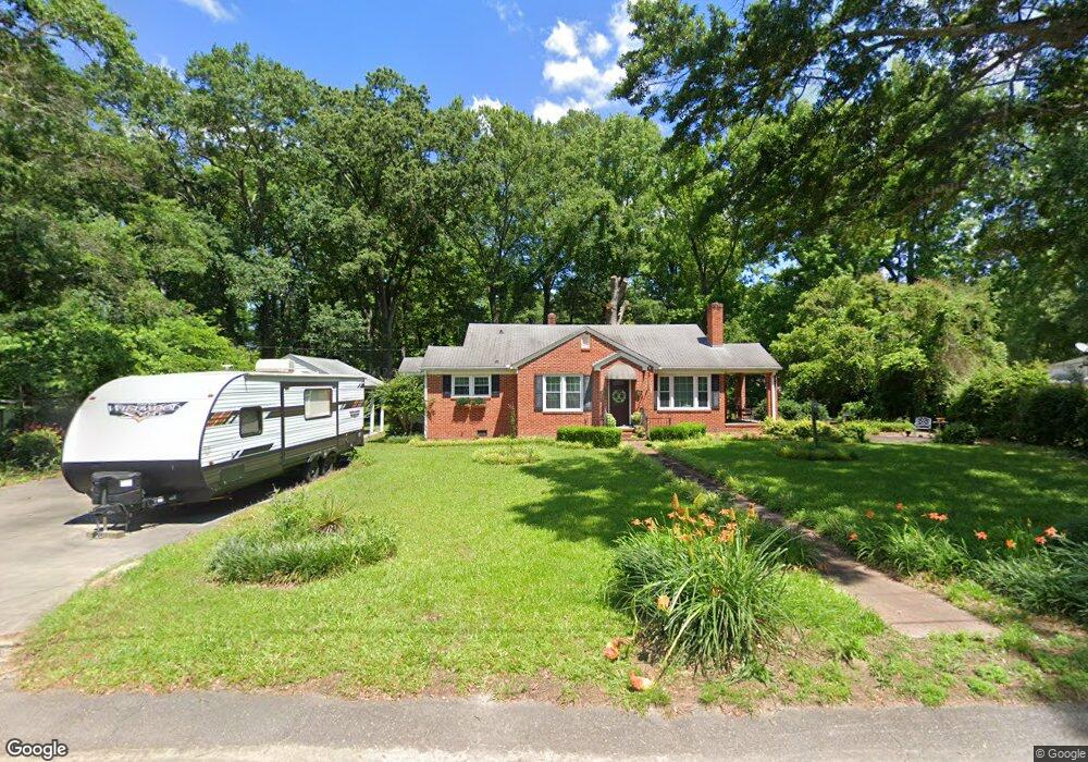 811 Kornegay Cir, Camden, SC 29020 - photo 1