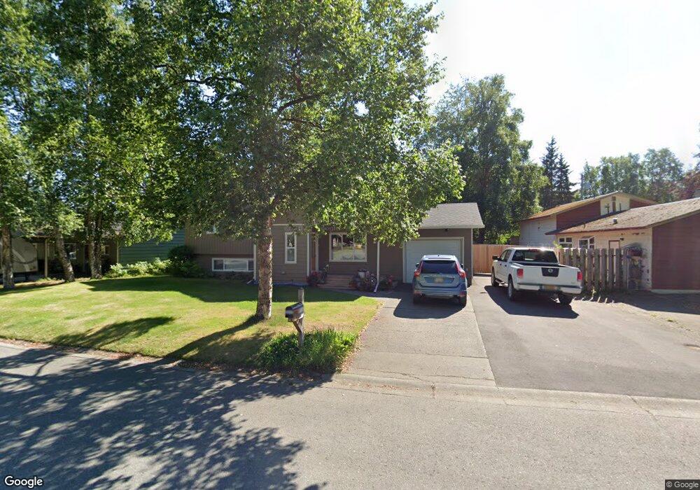 4806 Buckingham Way, Anchorage, AK 99503 - photo 1