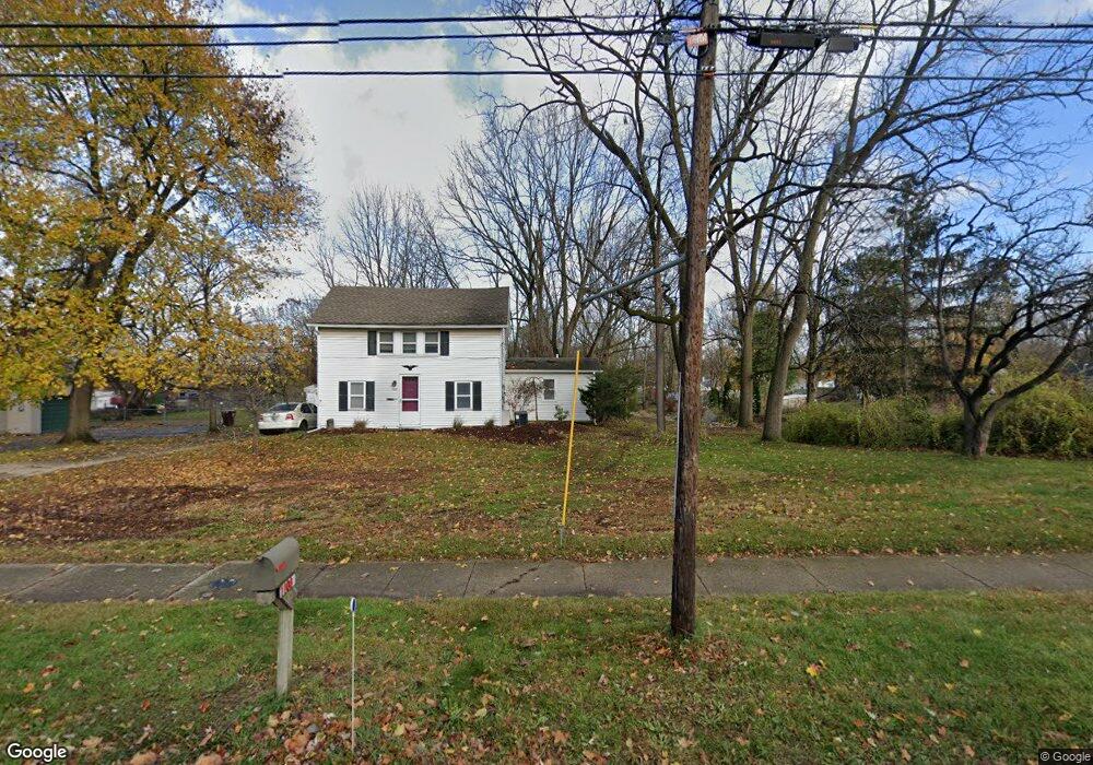 1108 W Miller Rd, Lansing, MI 48911 - photo 1