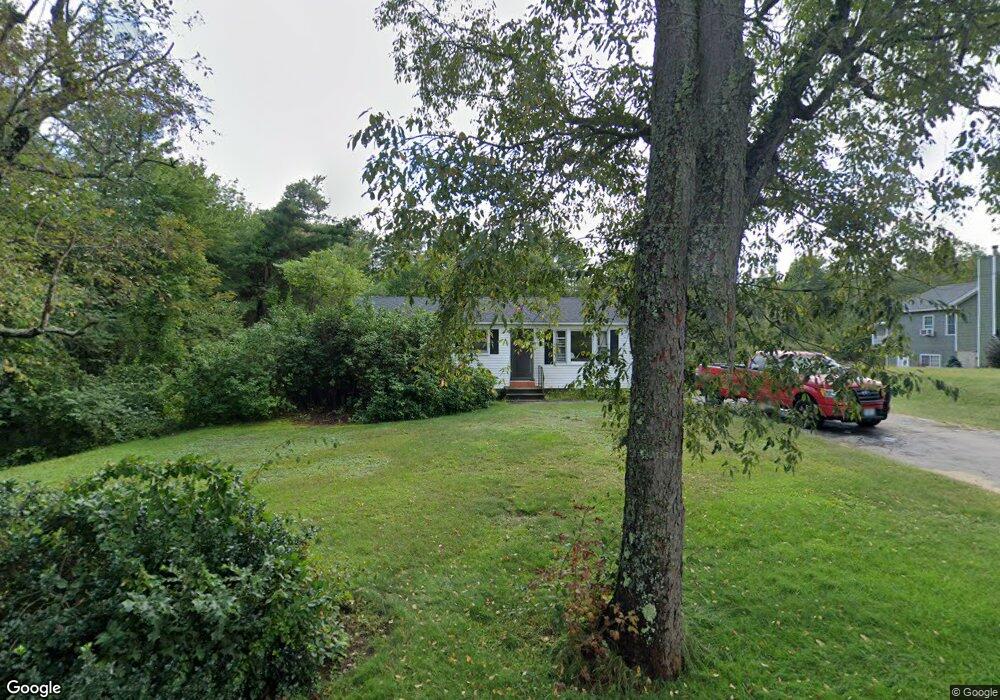 315 Dearborn Rd, Pembroke, NH 03275 - photo 1