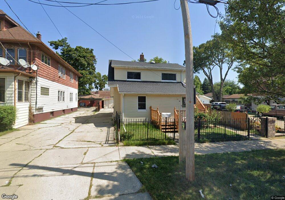 19 S Maple Ave, Waukegan, IL 60085 - photo 1