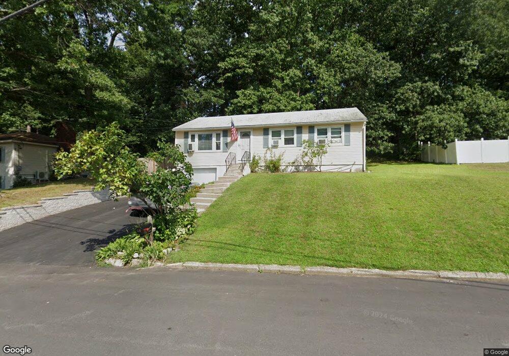 14 Oakdale Ave, Nashua, NH 03062 - photo 1