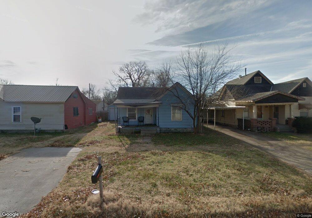 1706 Kennedy Ave, Parsons, KS 67357 - photo 1