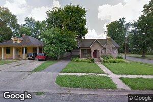417 W 7th St, Stuttgart, AR 72160