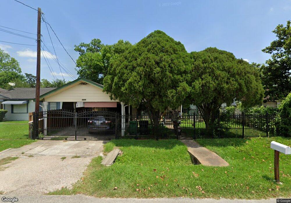 9512 Berkshire St, Houston, TX 77093 - photo 1