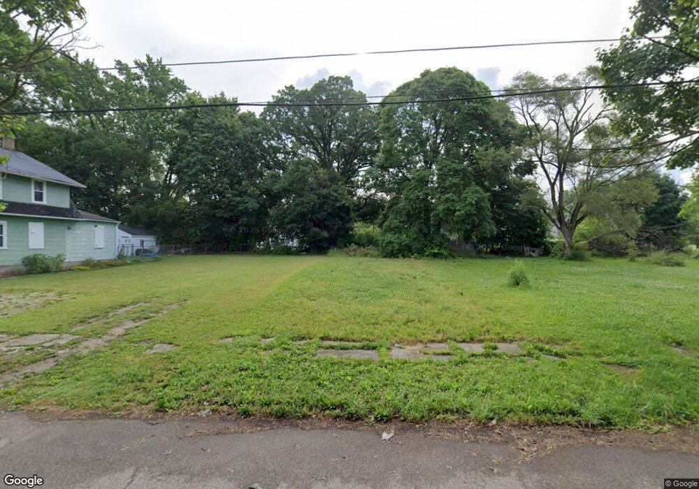 1518 Maplewood Ave, Flint, MI 48506 - photo 1