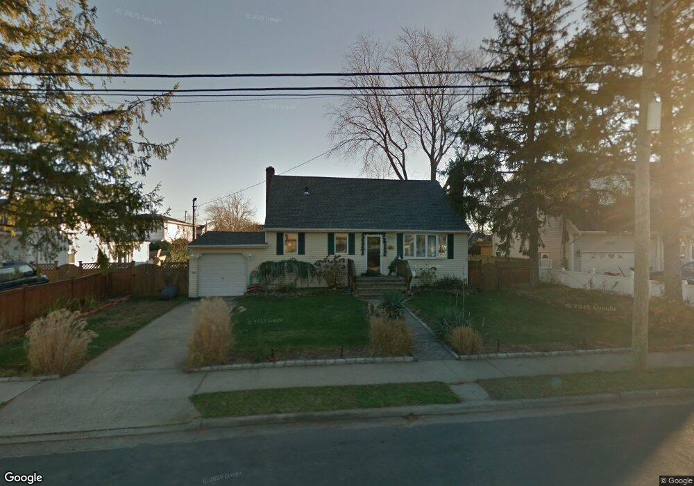 49 E Marine Ave, Lindenhurst, NY 11757 - photo 1