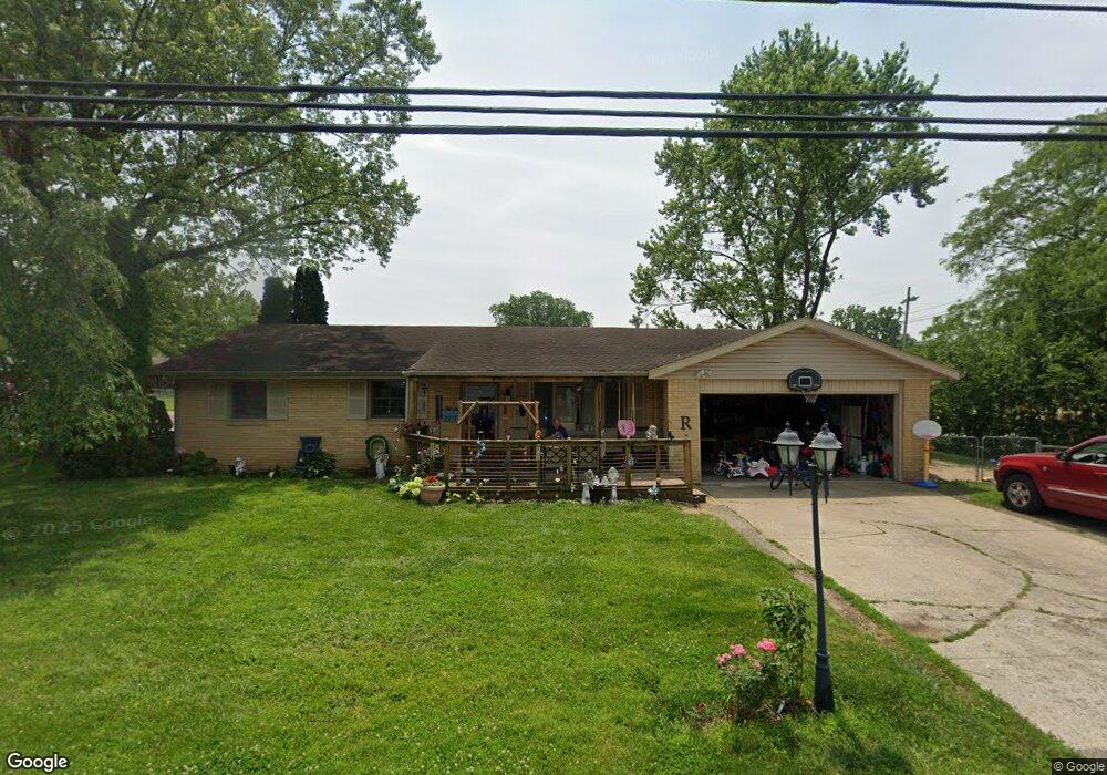 2211 E 23rd St, Muncie, IN 47302 - photo 1