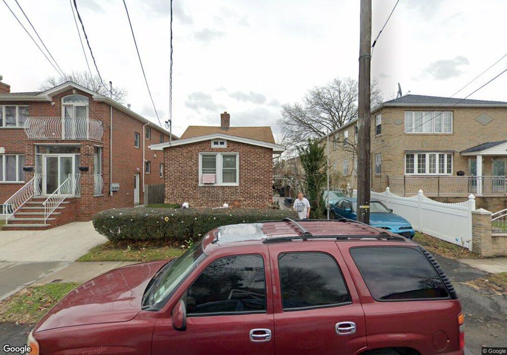 6319 136th St, Flushing, NY 11367 - photo 1