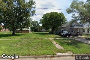 330 N Walnut St, Red Cloud, NE 68970