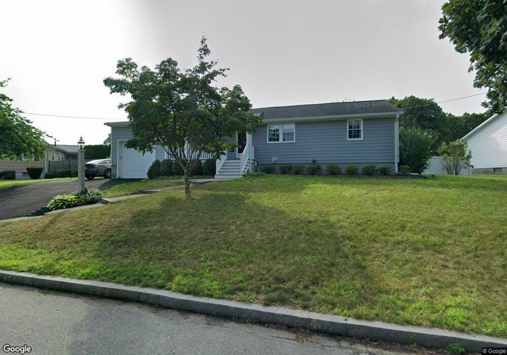 53 Cliffside Rd, Lowell, MA 01852 - photo 1