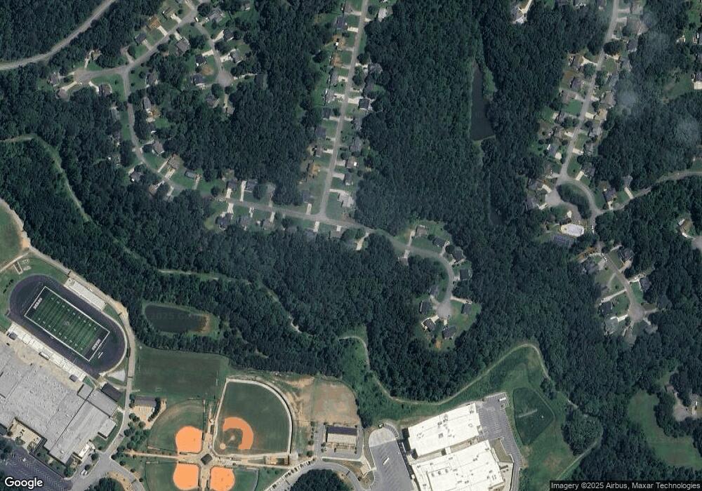 5562 Chestnut Creek Ln, Flowery Branch, GA 30542 - photo 1