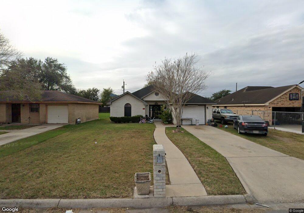 2515 N Louisiana Ave, Weslaco, TX 78596 - photo 1