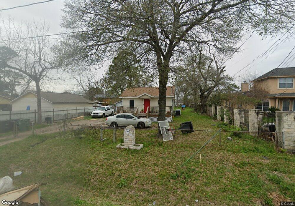 607 Eubanks St, Houston, TX 77022 - photo 1