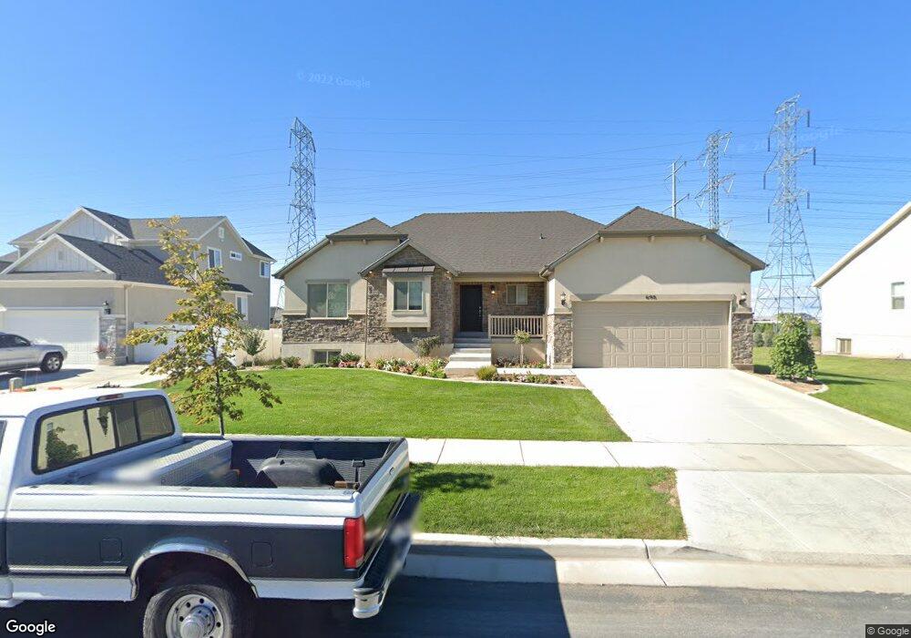698 S Alberta Spruce Dr, Layton, UT 84041 - photo 1