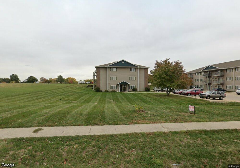 1610 W 7th St S, Newton, IA 50208 - photo 1