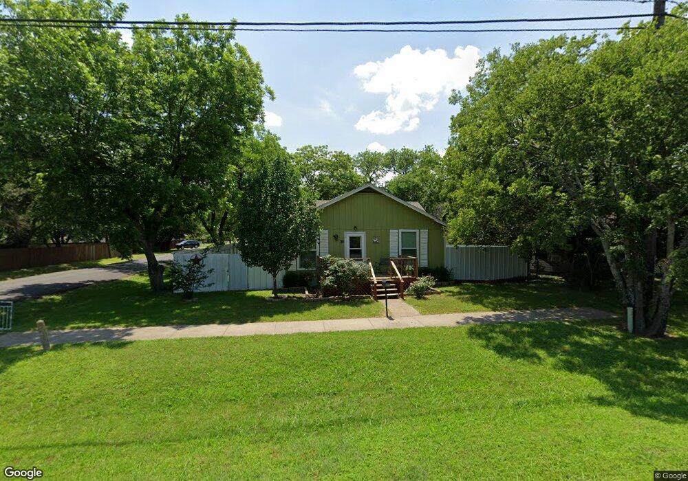 811 SW Main St, Ennis, TX 75119 - photo 1