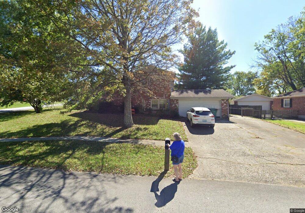 8001 Rochelle Rd, Louisville, KY 40228 - photo 1