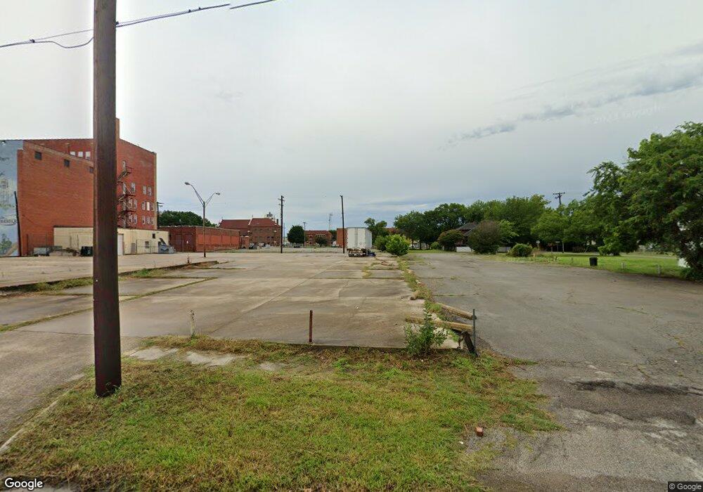 125 A St NW, Ardmore, OK 73401 - photo 1