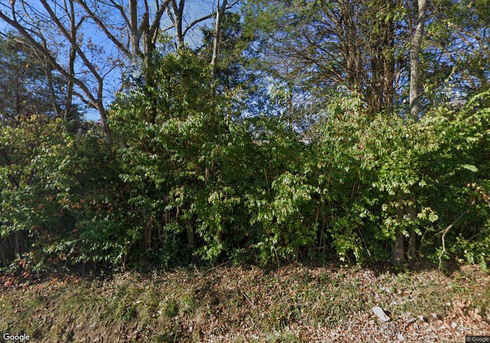 111 Colston Ln, Frankfort, KY 40601 - photo 1