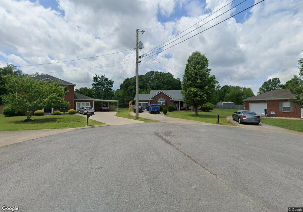 310 Christopher Ct, Shelbyville, TN 37160 - photo 1