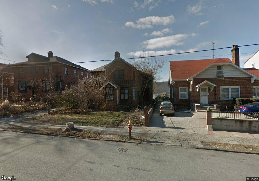 647 Warburton Ave, Yonkers, NY 10701 - photo 1