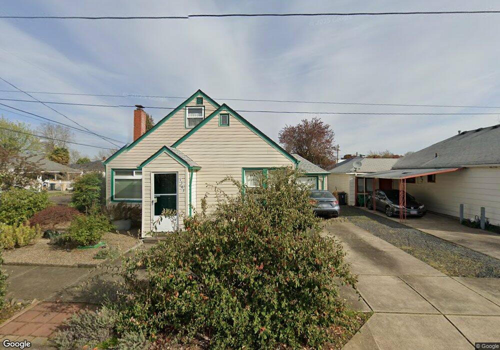 1363 15th Ave SW, Albany, OR 97321 - photo 1