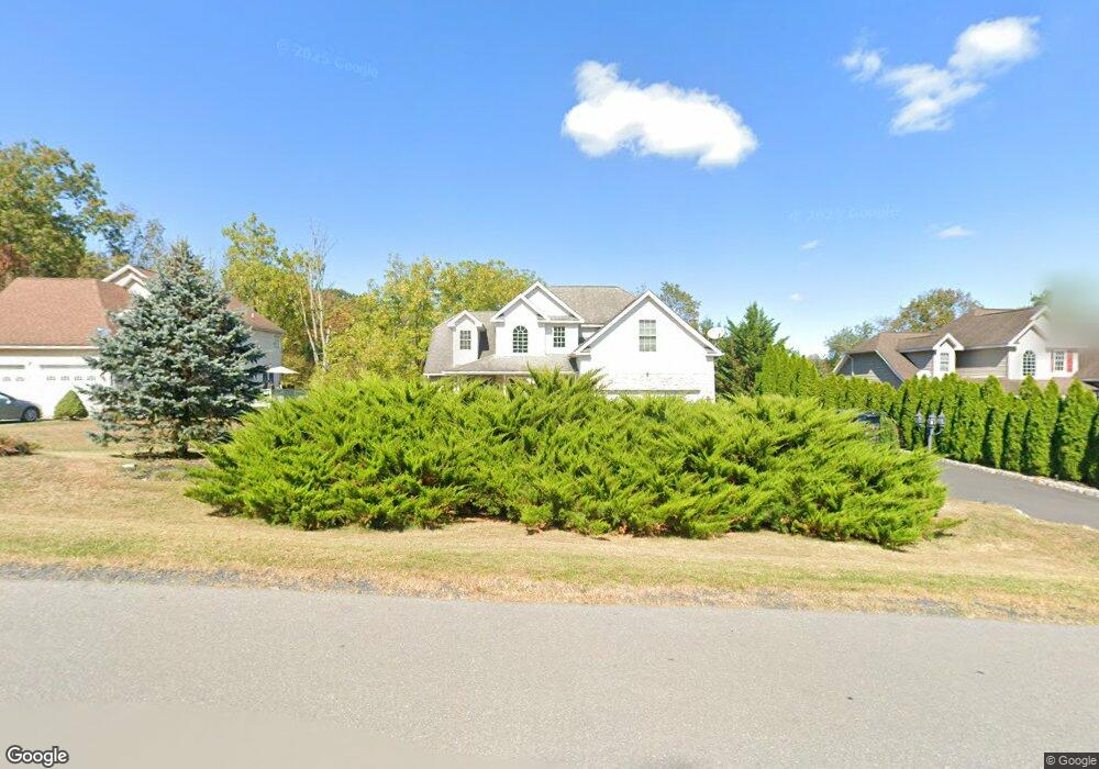 109 Michaels Run, Stroudsburg, PA 18360 - photo 1