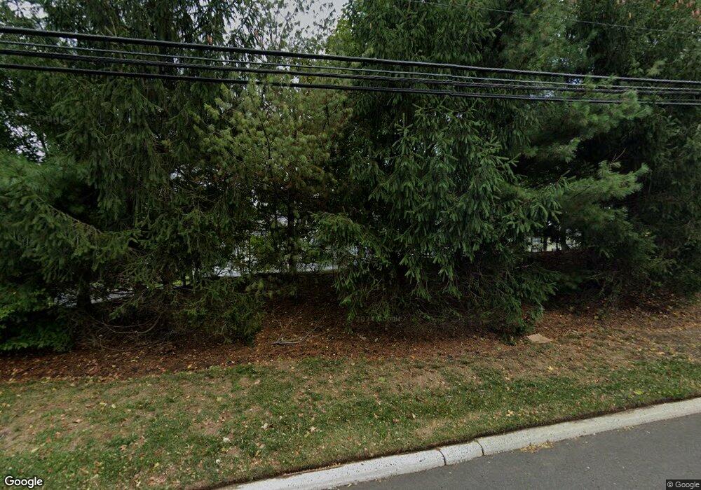 2204 Buckingham Cir, Middletown, NJ 07748 - photo 1