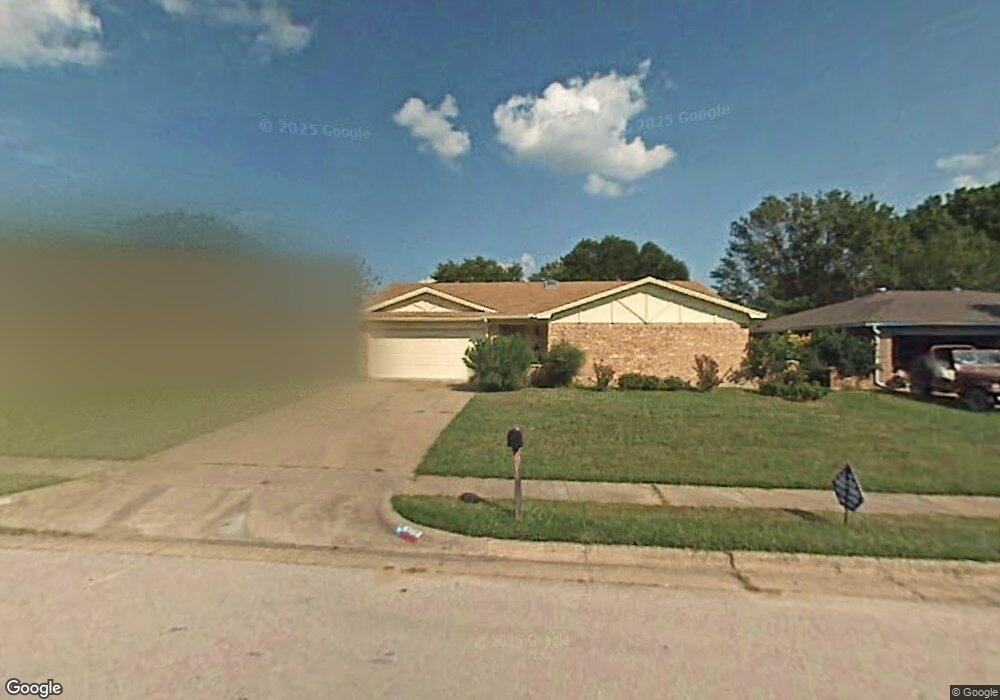 3012 Mossy Oak Ln, Bedford, TX 76021 - photo 1