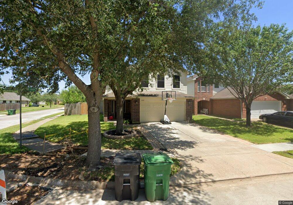 8807 Durham Manor Ln, Houston, TX 77075 - photo 1