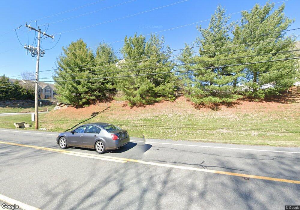 231 Springmont Dr, Reading, PA 19610 - photo 1