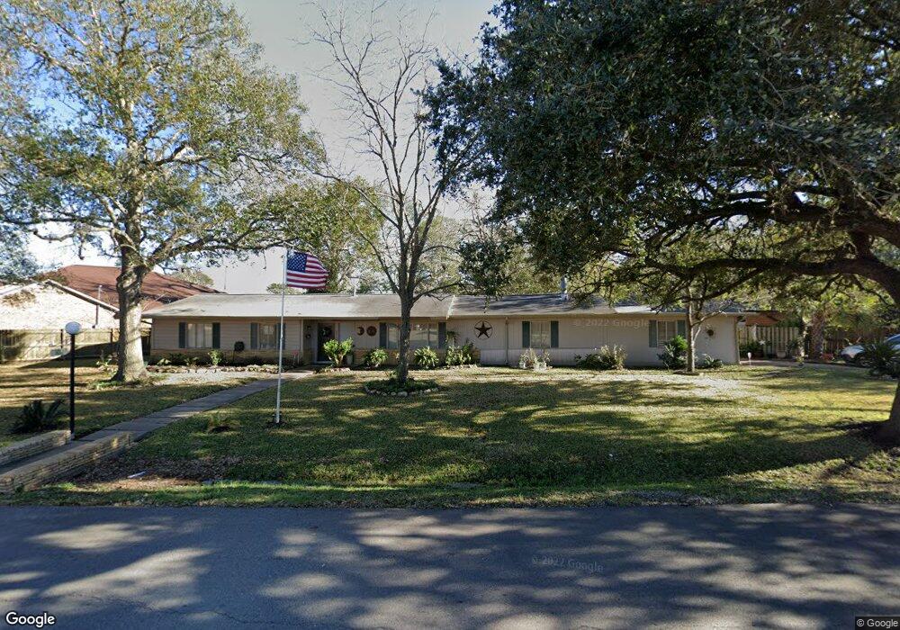 1012 Woodrow Dr, Rosenberg, TX 77471 - photo 1