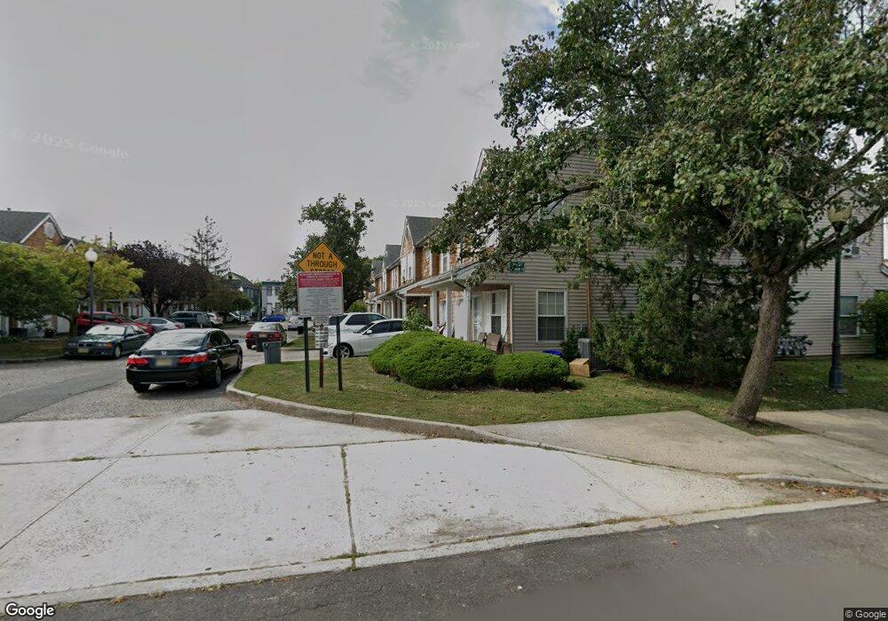 36 Delavan Ct, New Brunswick, NJ 08901 - photo 1